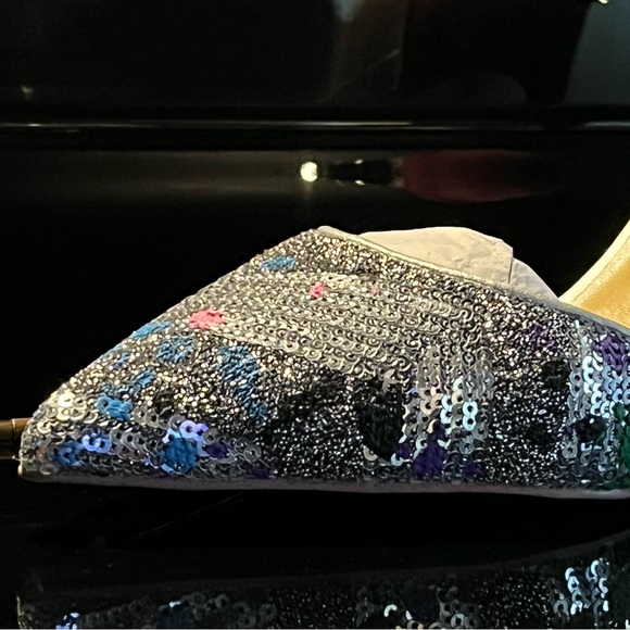 Leather - sequin heels - Picture 4 of 9